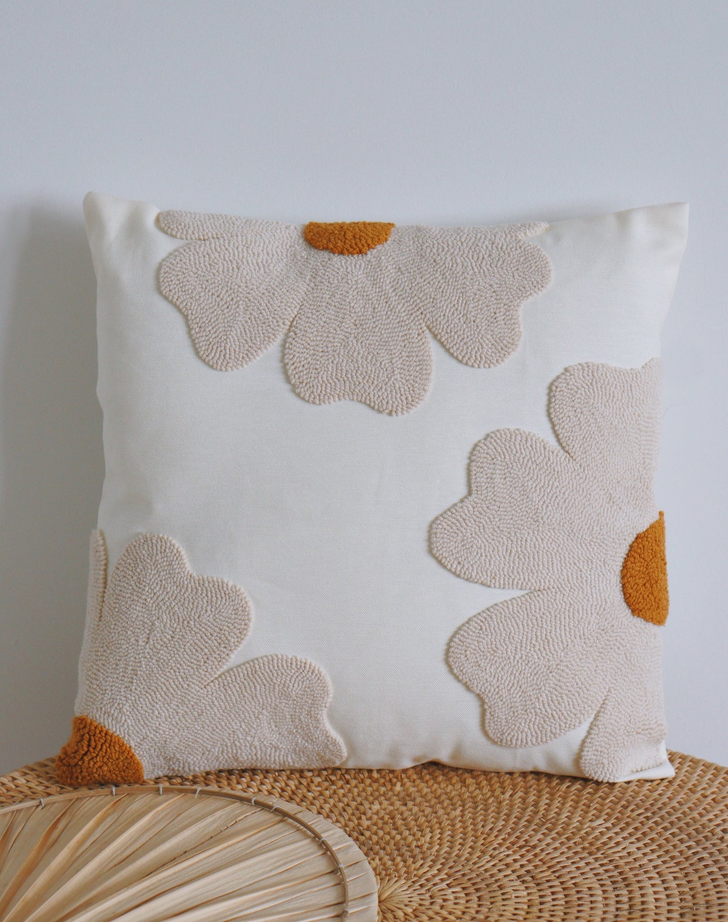 Daisy Cushion