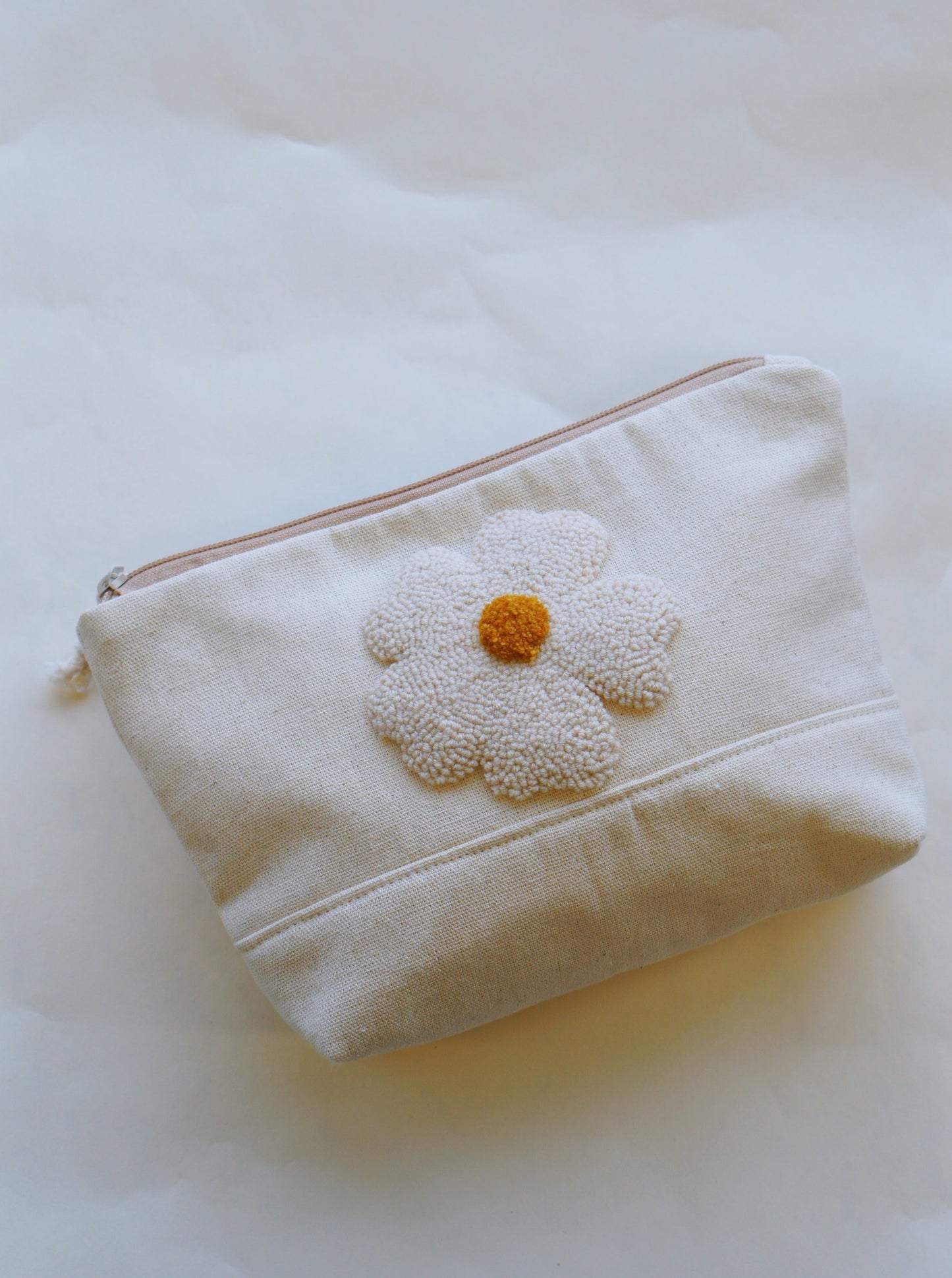 Daisy Makeup Case