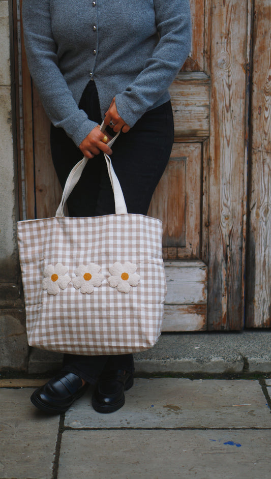 Gingham Daisy Tote